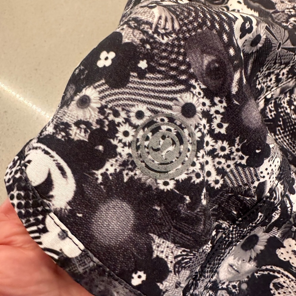 Lululemon Floral Black and White Women's Shorts - Picture 2 of 4